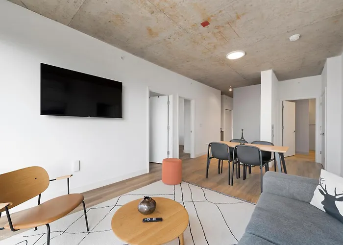 Post Getaway Ideal 4br For Groups Apartamento