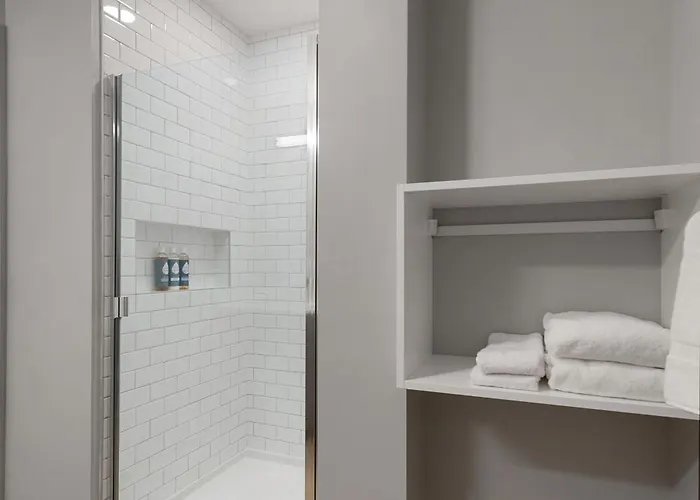 Post Getaway Ideal 4br For Groups Apartamento
